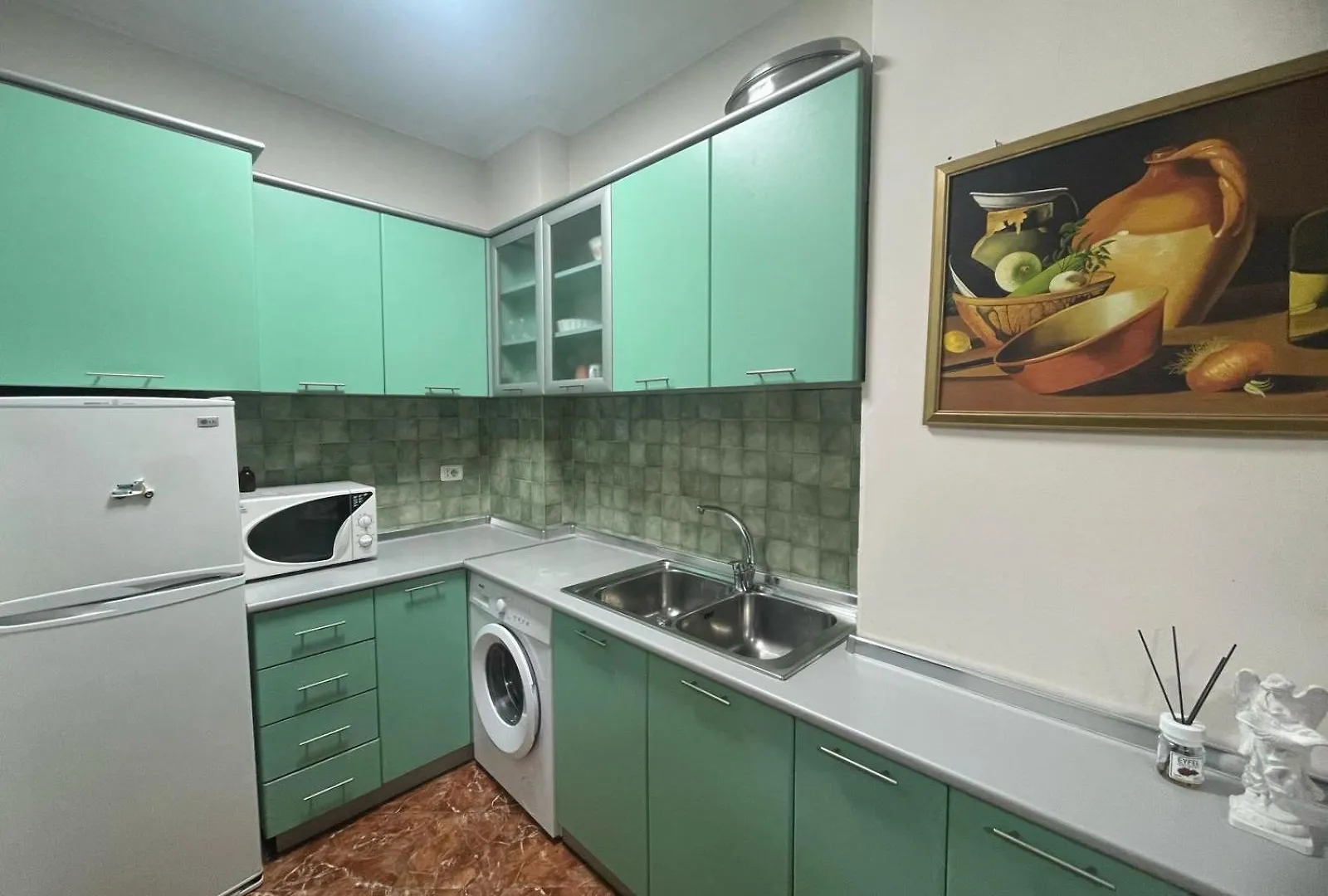 Cozy Apartment At Tirana Center 0*,  Albanie